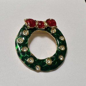 Signed LIA Gold Tone Rhinestone Green Enamel Christmas Wreath Holiday Brooch Pin